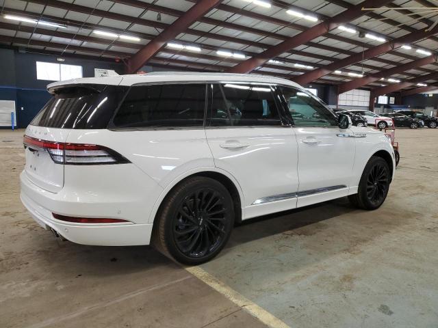 Photo 2 VIN: 5LM5J7XC3MGL00178 - LINCOLN AVIATOR 