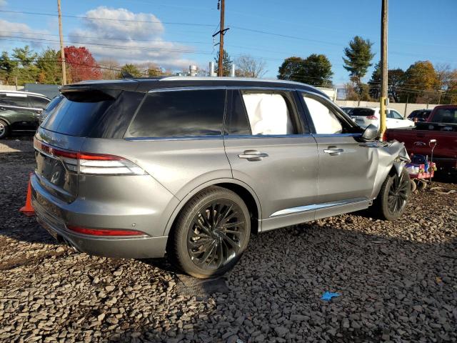 Photo 2 VIN: 5LM5J7XC3NGL04555 - LINCOLN AVIATOR RE 