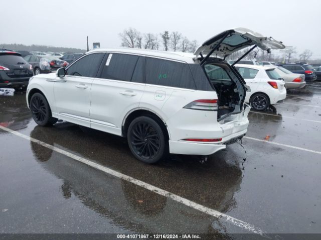 Photo 2 VIN: 5LM5J7XC4NGL07223 - LINCOLN AVIATOR 