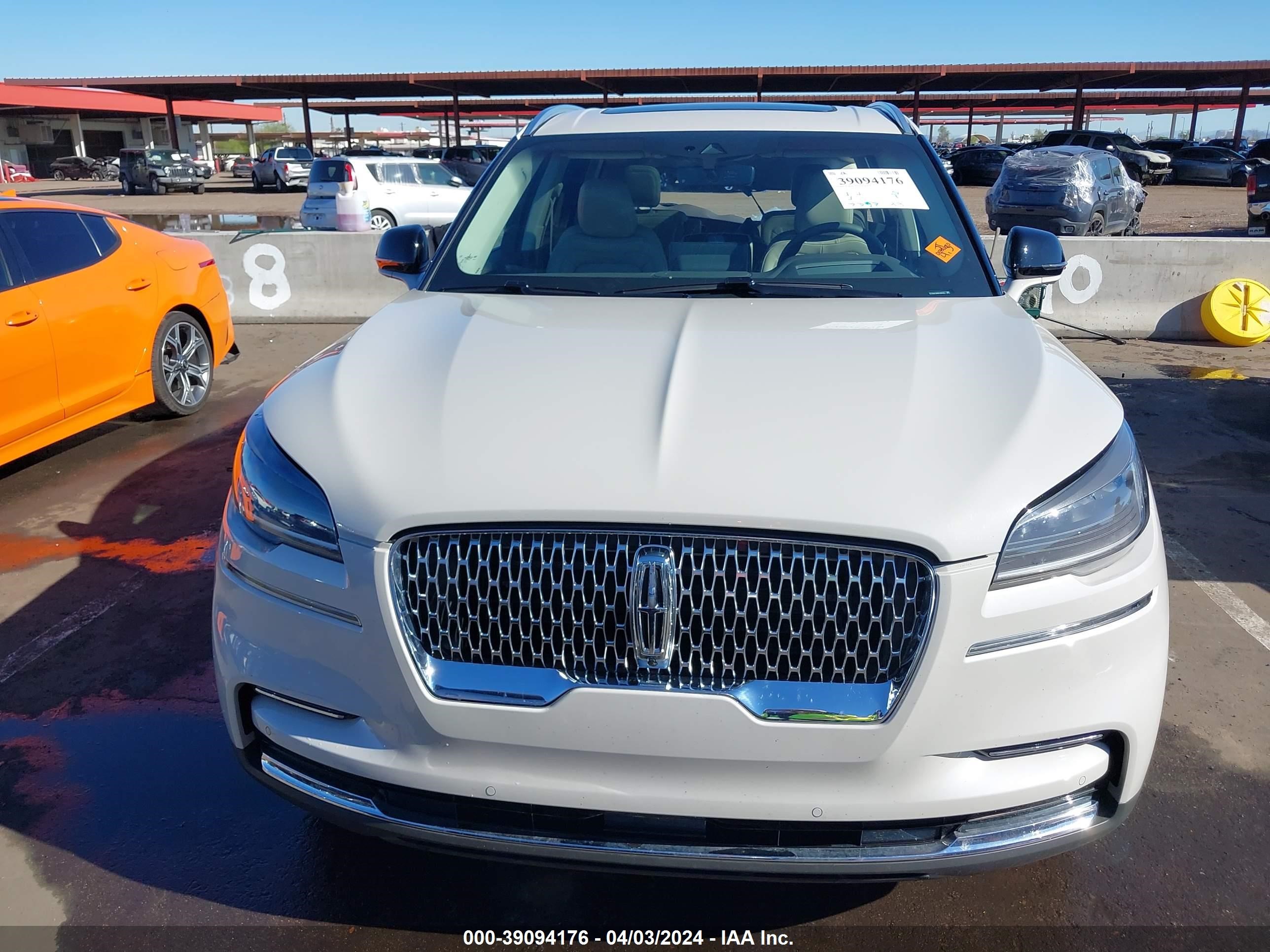 Photo 11 VIN: 5LM5J7XC4PGL29774 - LINCOLN AVIATOR 