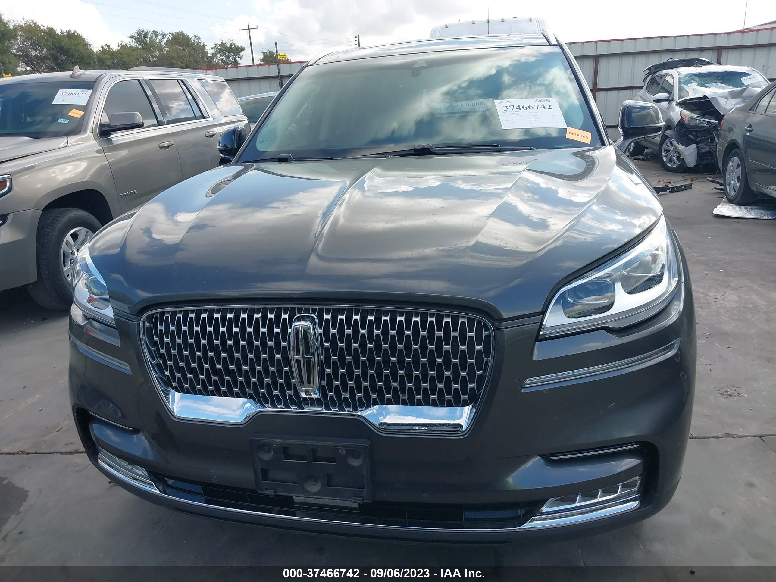 Photo 11 VIN: 5LM5J7XC6LGL17474 - LINCOLN AVIATOR 