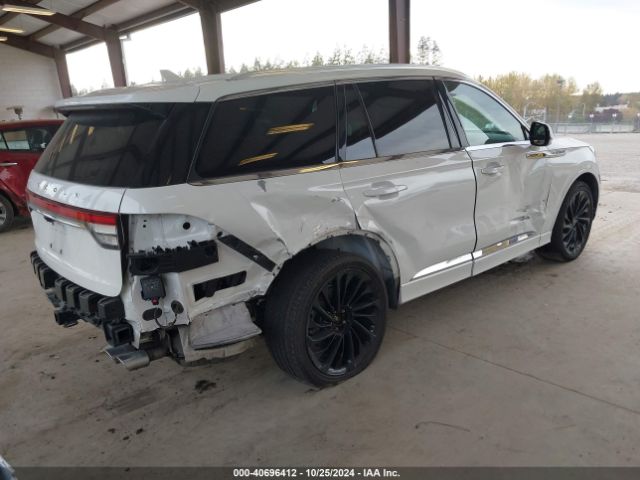 Photo 3 VIN: 5LM5J7XC6MGL10302 - LINCOLN AVIATOR 