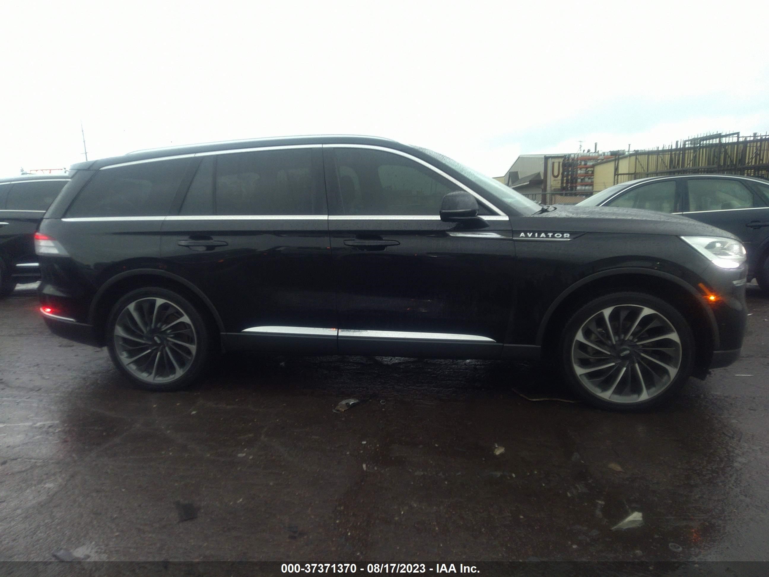 Photo 12 VIN: 5LM5J7XC7LGL09318 - LINCOLN AVIATOR 