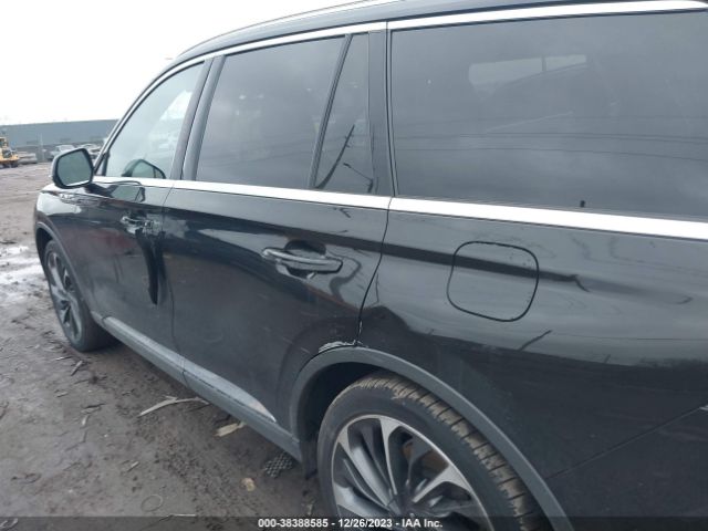 Photo 5 VIN: 5LM5J7XC8LGL15919 - LINCOLN AVIATOR 