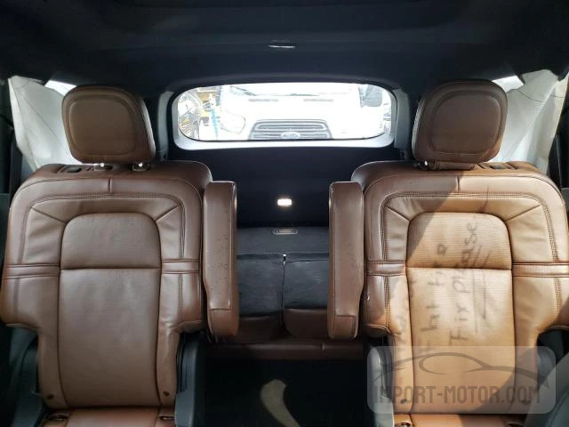 Photo 9 VIN: 5LM5J7XC8LGL30372 - LINCOLN AVIATOR 