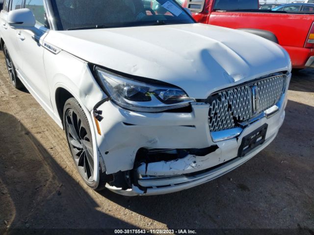 Photo 5 VIN: 5LM5J7XC8MGL04095 - LINCOLN AVIATOR 