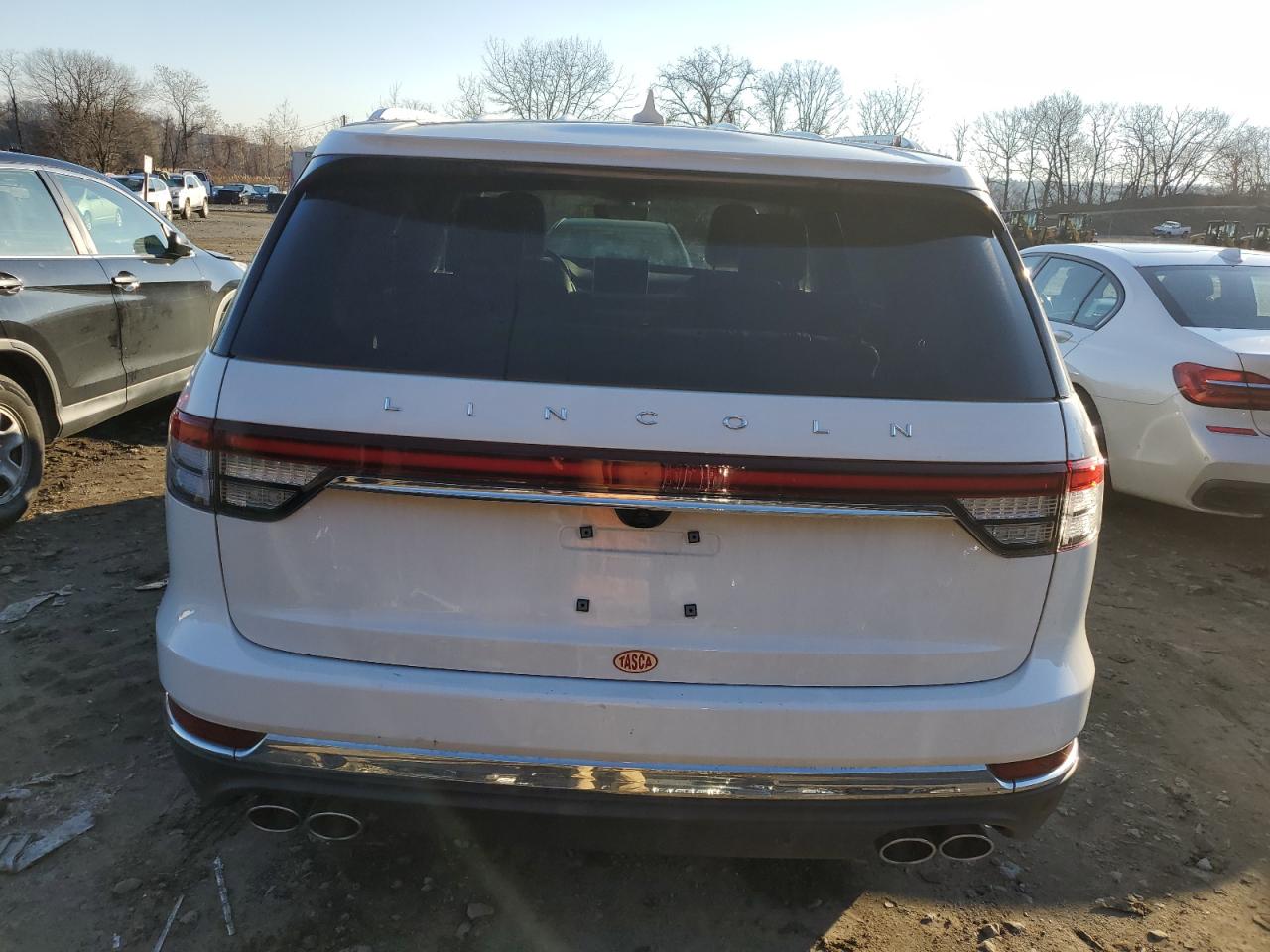 Photo 5 VIN: 5LM5J7XC8NGL18211 - LINCOLN AVIATOR 