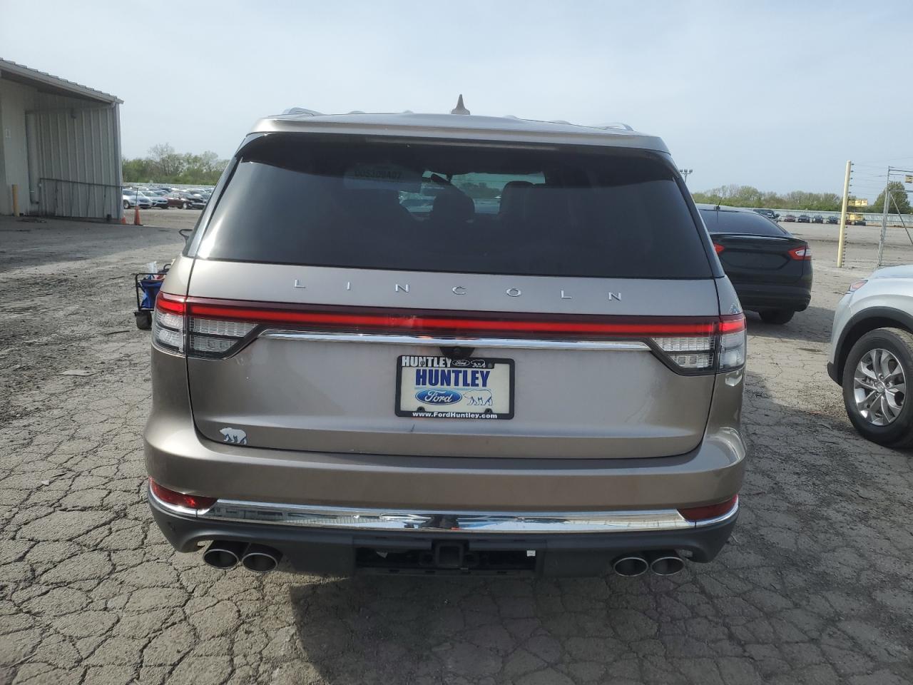 Photo 5 VIN: 5LM5J7XC9LGL21132 - LINCOLN AVIATOR 