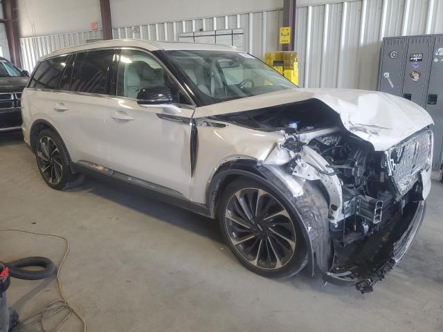 Photo 3 VIN: 5LM5J7XCXLGL27845 - LINCOLN AVIATOR RE 