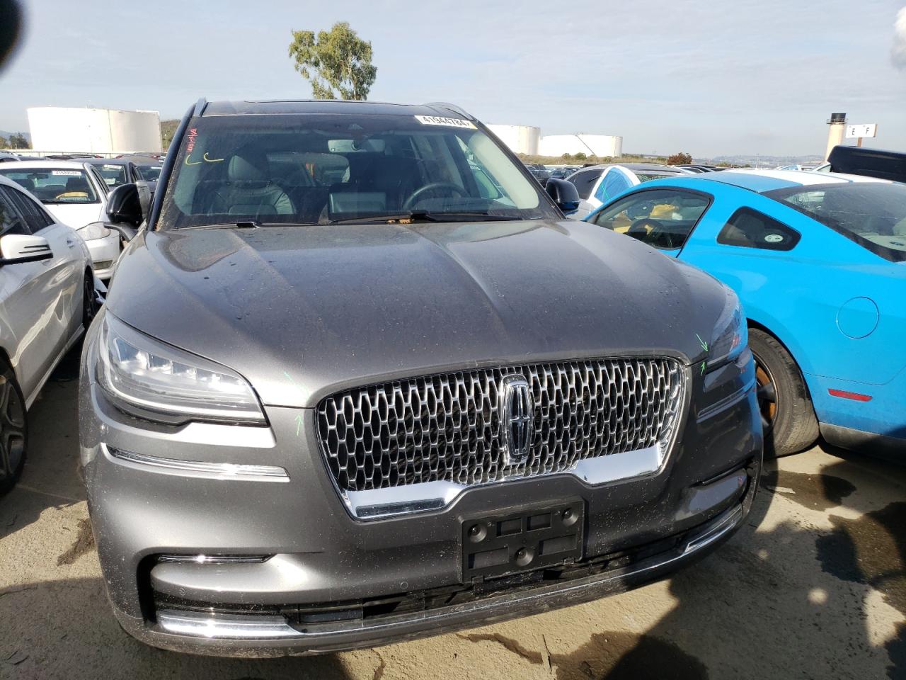 Photo 4 VIN: 5LM5J7XCXPGL24708 - LINCOLN AVIATOR 