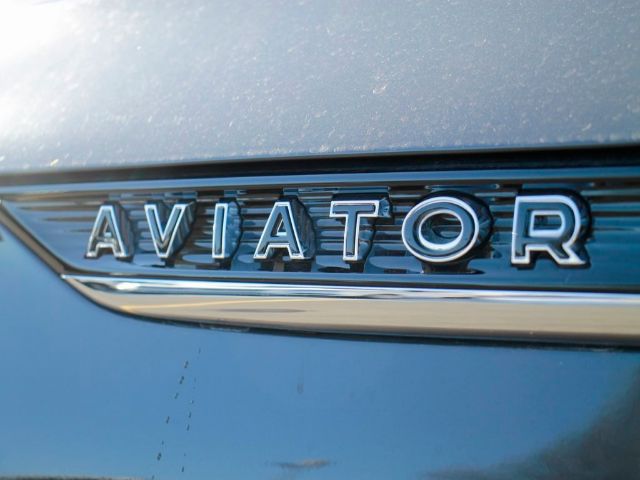 Photo 9 VIN: 5LM5J9XC2LGL35420 - LINCOLN AVIATOR 