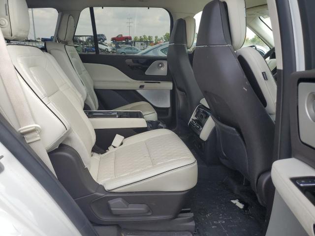 Photo 10 VIN: 5LM5J9XC4LGL17033 - LINCOLN AVIATOR BL 