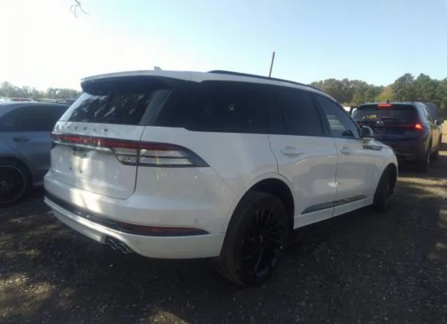 Photo 3 VIN: 5LM5J9XC4PGL08399 - LINCOLN AVIATOR 