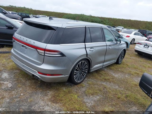 Photo 3 VIN: 5LM5J9XC4RGL06185 - LINCOLN AVIATOR 