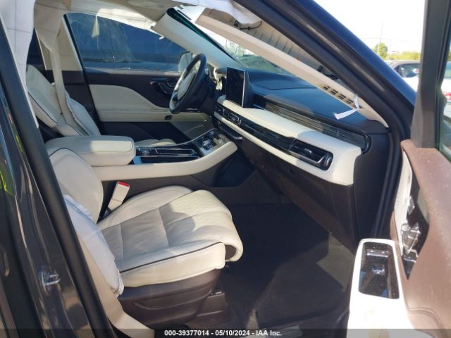 Photo 4 VIN: 5LM5J9XC5MGL13378 - LINCOLN AVIATOR 