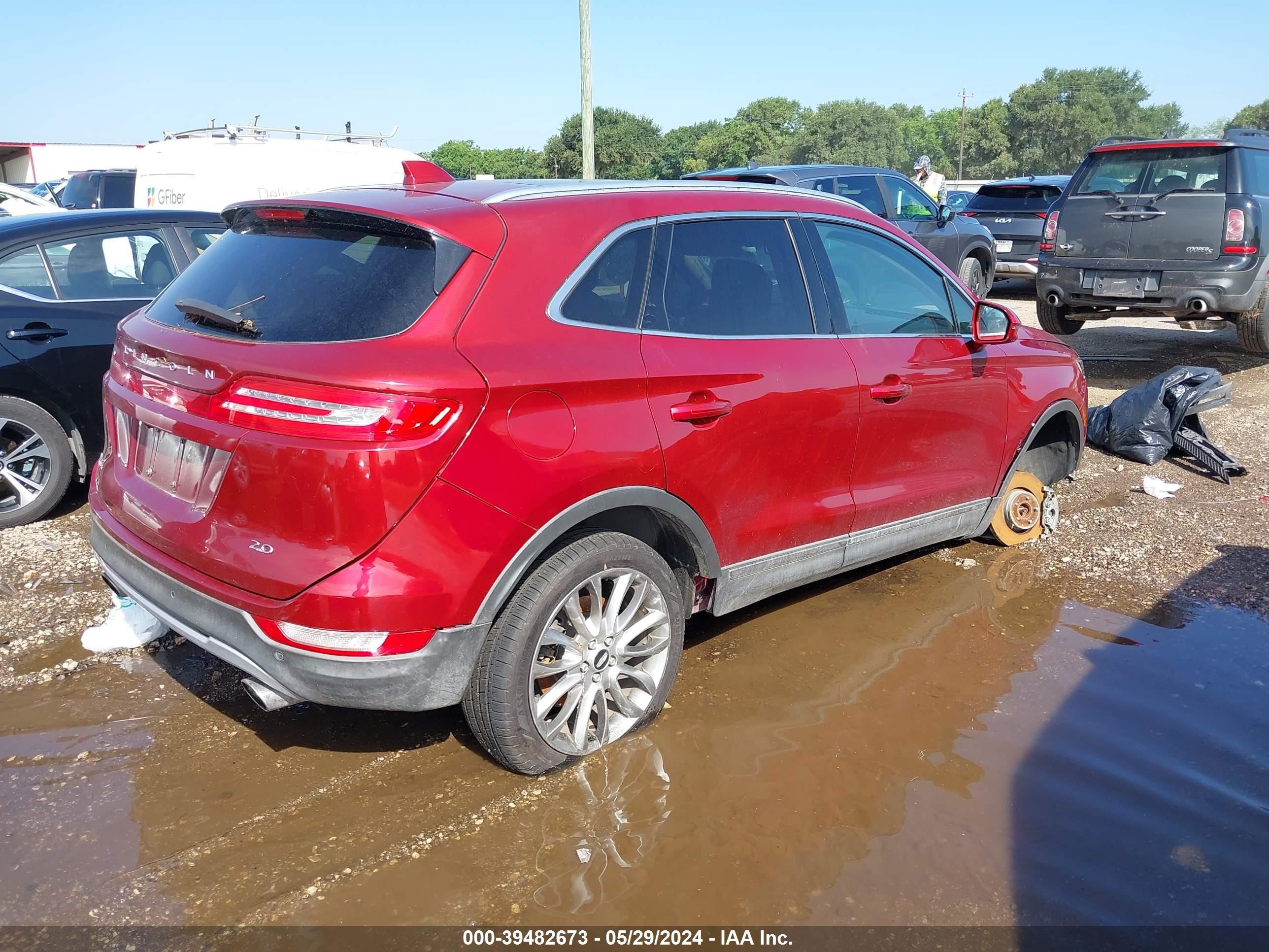 Photo 3 VIN: 5LMCJ1A90FUJ22817 - LINCOLN MKC 