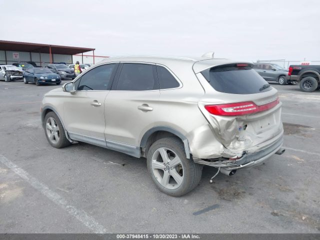 Photo 2 VIN: 5LMCJ1A91FUJ41747 - LINCOLN MKC 