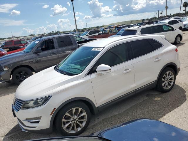 Photo 0 VIN: 5LMCJ1A92FUJ05646 - LINCOLN MKC 