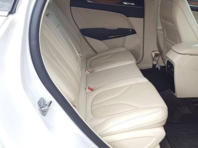 Photo 5 VIN: 5LMCJ1A93FUJ19216 - LINCOLN MKC 