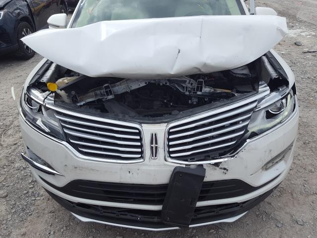 Photo 6 VIN: 5LMCJ1A93FUJ19216 - LINCOLN MKC 