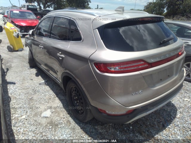 Photo 2 VIN: 5LMCJ1A93FUJ41314 - LINCOLN MKC 