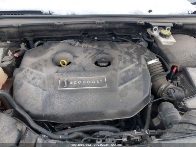 Photo 9 VIN: 5LMCJ1A95FUJ41539 - LINCOLN MKC 