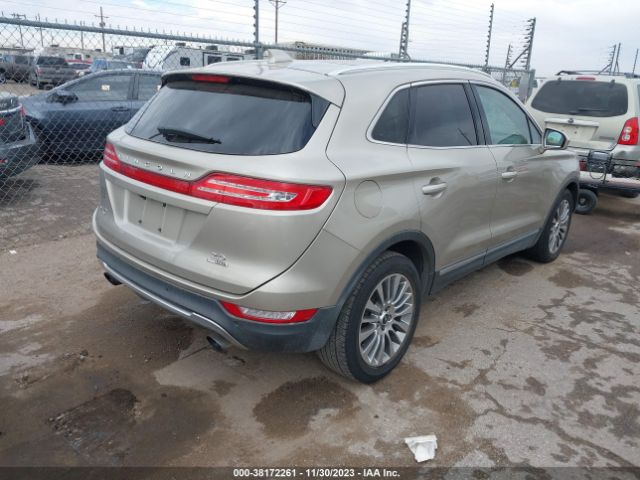 Photo 3 VIN: 5LMCJ1A96FUJ48225 - LINCOLN MKC 