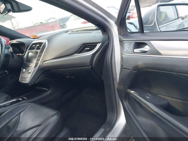 Photo 4 VIN: 5LMCJ1A97FUJ31885 - LINCOLN MKC 