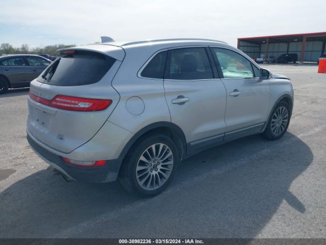 Photo 3 VIN: 5LMCJ1A98FUJ01648 - LINCOLN MKC 