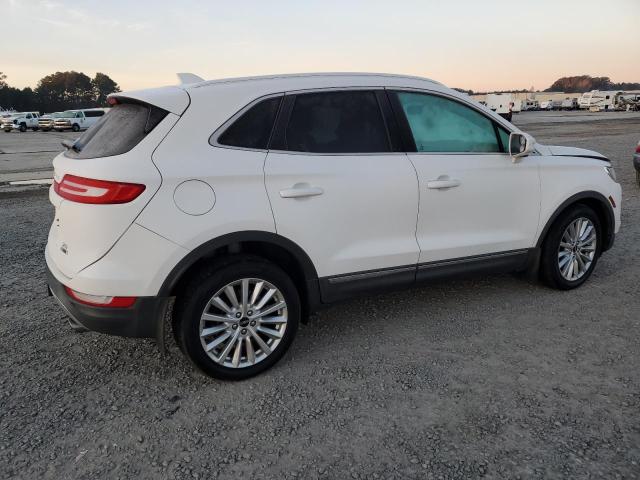 Photo 2 VIN: 5LMCJ1A98FUJ33693 - LINCOLN MKC 