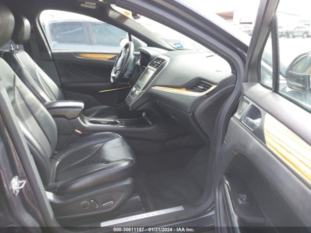 Photo 4 VIN: 5LMCJ1A99FUJ13761 - LINCOLN MKC 