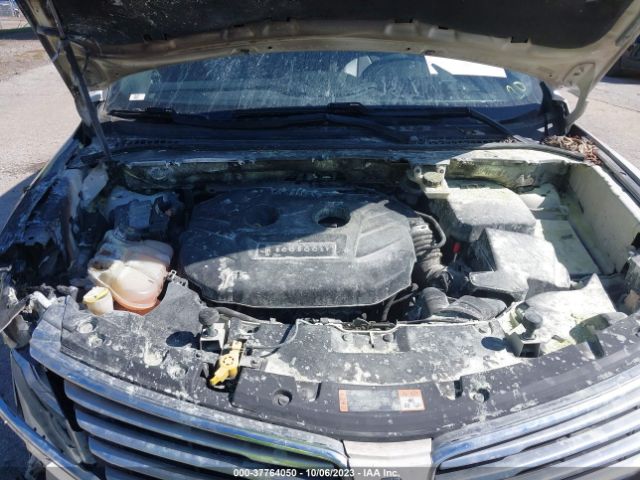 Photo 9 VIN: 5LMCJ1A9XFUJ15048 - LINCOLN MKC 