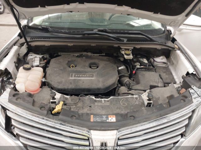 Photo 9 VIN: 5LMCJ1A9XFUJ32366 - LINCOLN MKC 