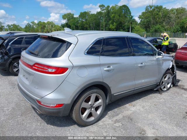 Photo 3 VIN: 5LMCJ1C91HUL00377 - LINCOLN MKC 