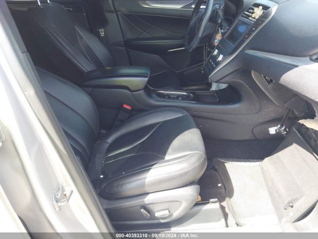 Photo 4 VIN: 5LMCJ1C91HUL00377 - LINCOLN MKC 