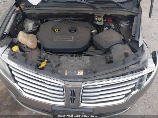 Photo 9 VIN: 5LMCJ1C92GUJ21165 - LINCOLN MKC 