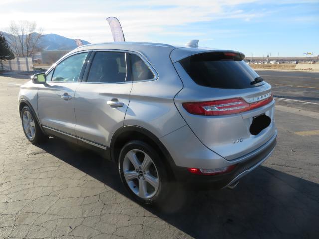 Photo 2 VIN: 5LMCJ1C92HUL56473 - LINCOLN MKC PREMIE 