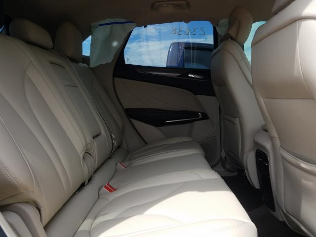 Photo 5 VIN: 5LMCJ1C92JUL14553 - LINCOLN MKC PREMIE 