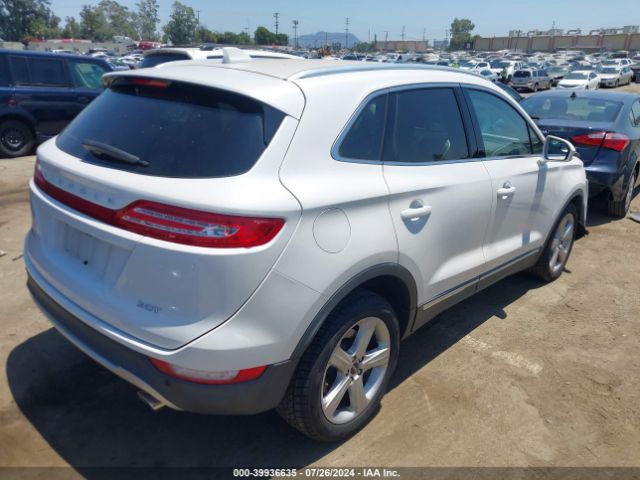 Photo 3 VIN: 5LMCJ1C93HUL62573 - LINCOLN MKC 