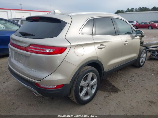 Photo 3 VIN: 5LMCJ1C94HUL40517 - LINCOLN MKC 