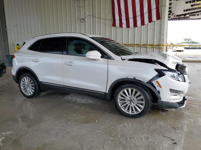 Photo 3 VIN: 5LMCJ1C94KUL45207 - LINCOLN MKC 