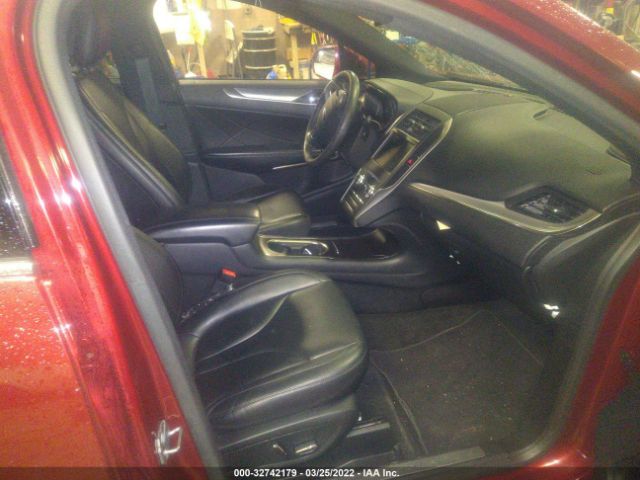 Photo 4 VIN: 5LMCJ1C96GUJ04434 - LINCOLN MKC 