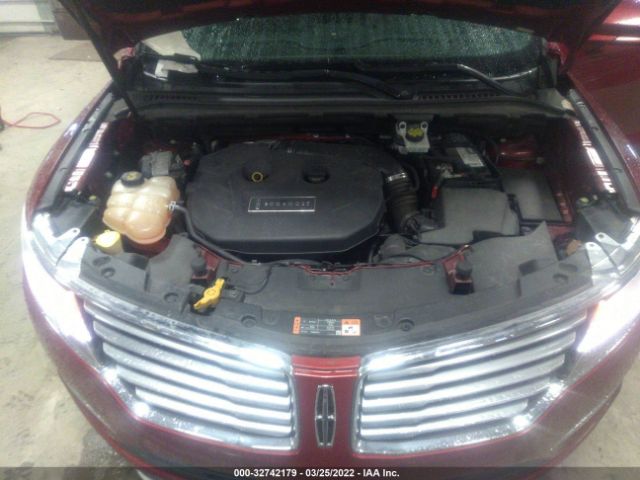 Photo 9 VIN: 5LMCJ1C96GUJ04434 - LINCOLN MKC 