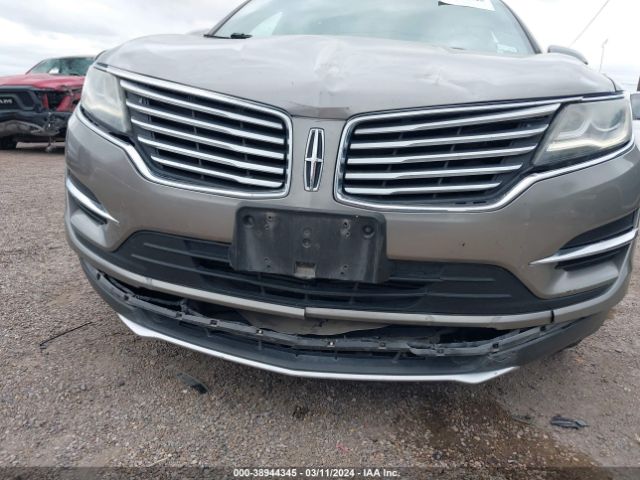 Photo 5 VIN: 5LMCJ1C96HUL03873 - LINCOLN MKC 