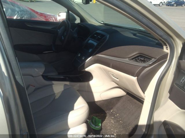 Photo 4 VIN: 5LMCJ1C96HUL33777 - LINCOLN MKC 