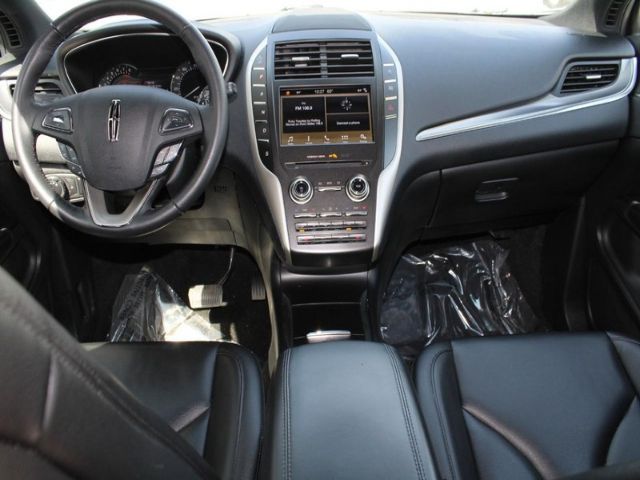 Photo 9 VIN: 5LMCJ1C97KUL22732 - LINCOLN MKC 