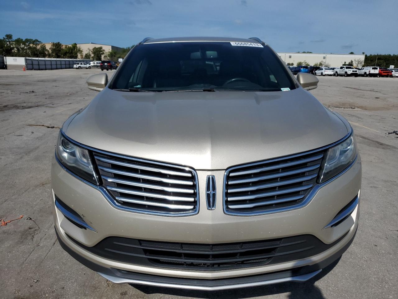 Photo 4 VIN: 5LMCJ1C98HUL31058 - LINCOLN MKC 