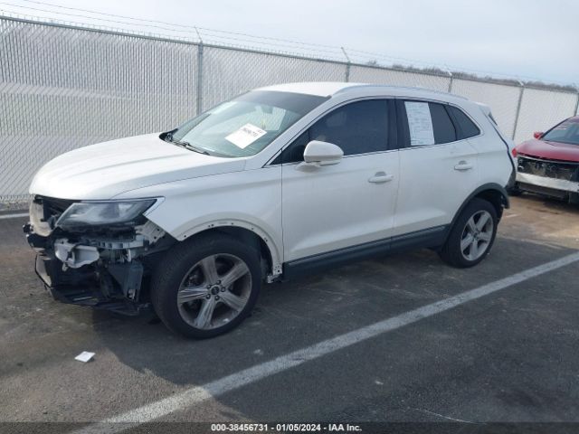 Photo 1 VIN: 5LMCJ1C98HUL36051 - LINCOLN MKC 