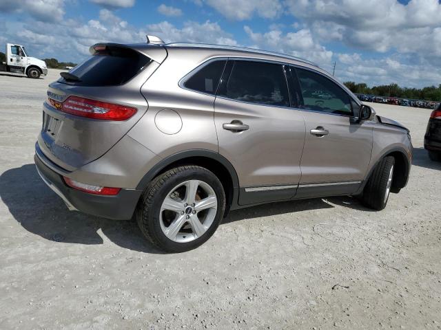 Photo 2 VIN: 5LMCJ1C98JUL01385 - LINCOLN MKC PREMIE 