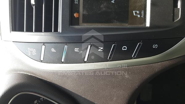 Photo 21 VIN: 5LMCJ1C99JUL12170 - LINCOLN MKC 